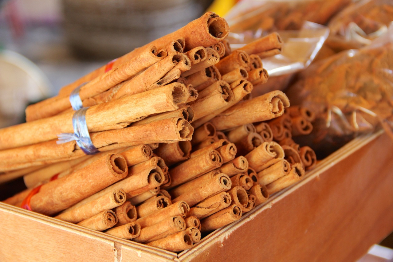 Cinnamon comes in the form of tubes or ground