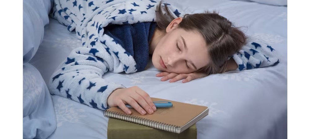 How many hours should a teenager sleep