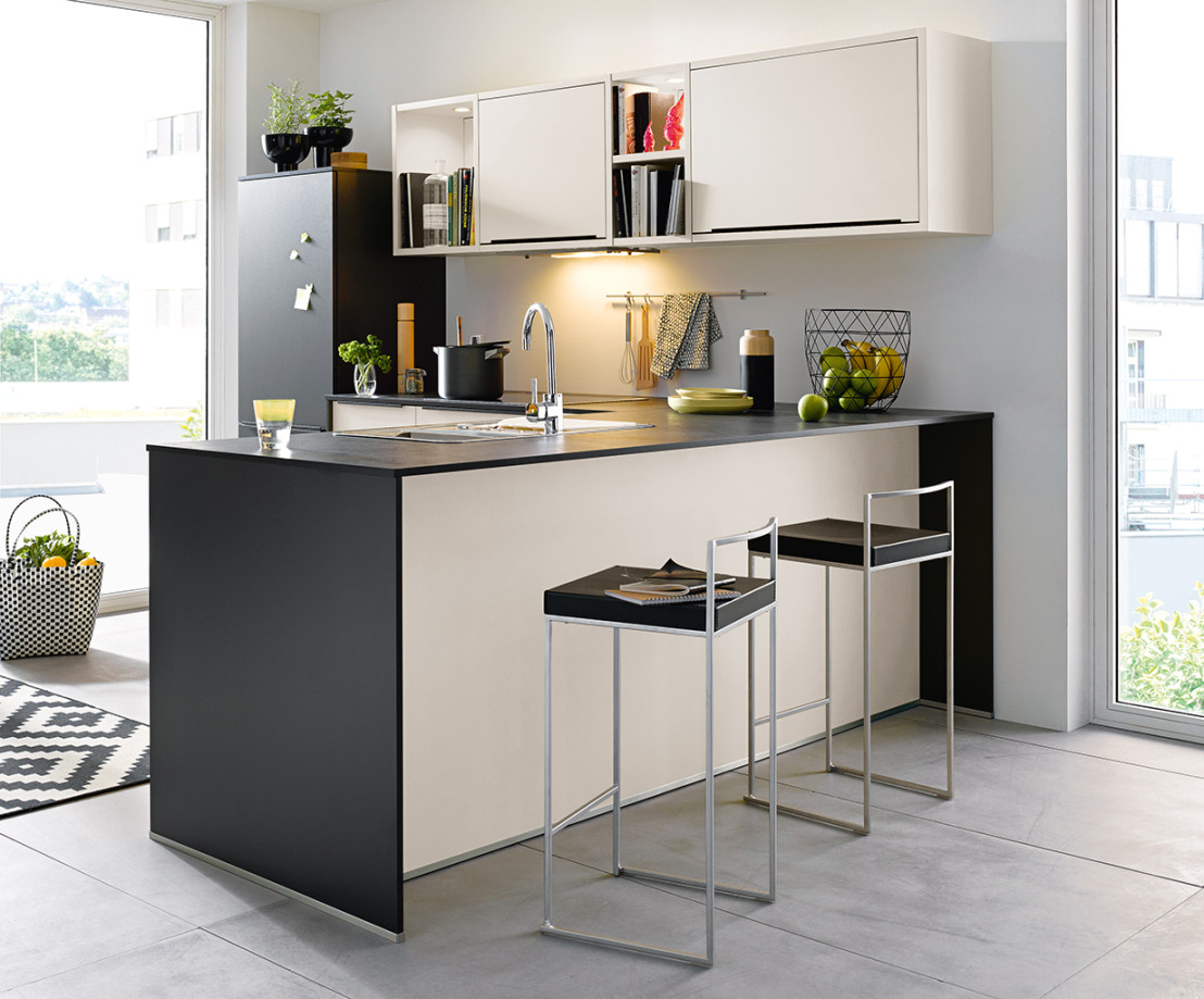 Schüller moderne Küche mit Theke / Tresen - XXL KÜCHEN ASS Schüller moderne Küche mit Theke / Tresen - XXL KÜCHEN ASS