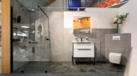 Badezimmer-Fliesen-Schau